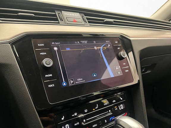 Volkswagen Passat Alltrack 23 of 30