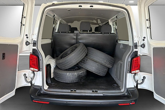 Volkswagen Transporter 9 of 21