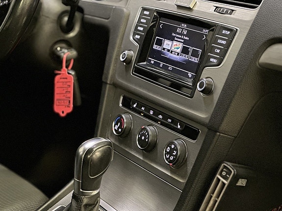 Volkswagen Golf I 19 of 21