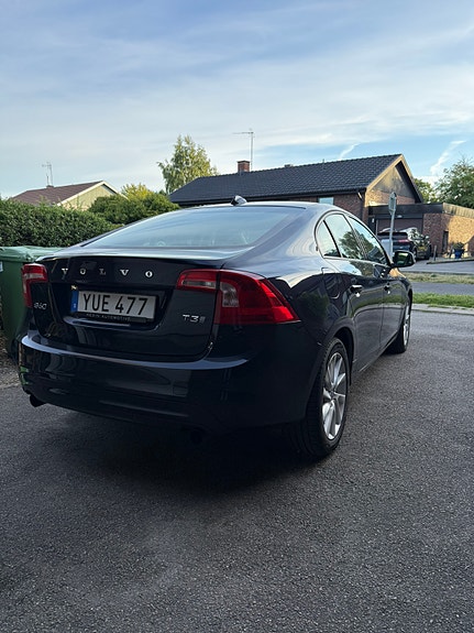 Volvo S60 3 of 8