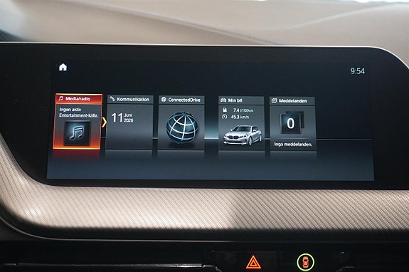 BMW 118i 10 of 13