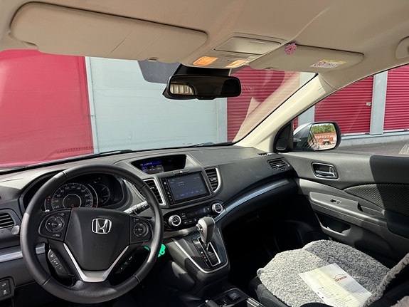 Honda CR-V 11 of 16
