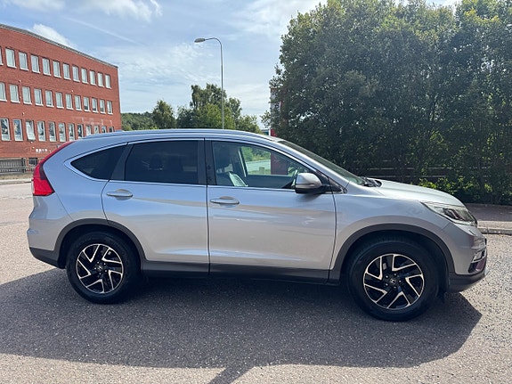 Honda CR-V 9 of 16