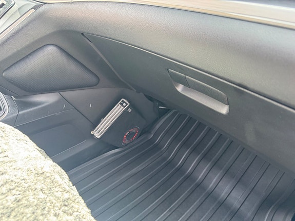 Honda CR-V 10 of 16