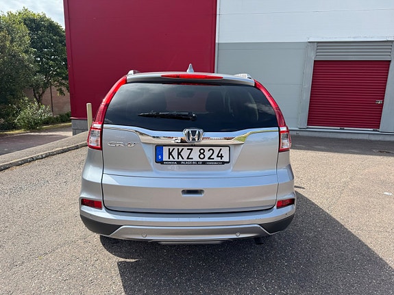 Honda CR-V 7 of 16