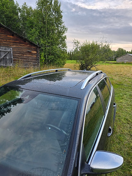 Volkswagen Passat Alltrack 7 of 12