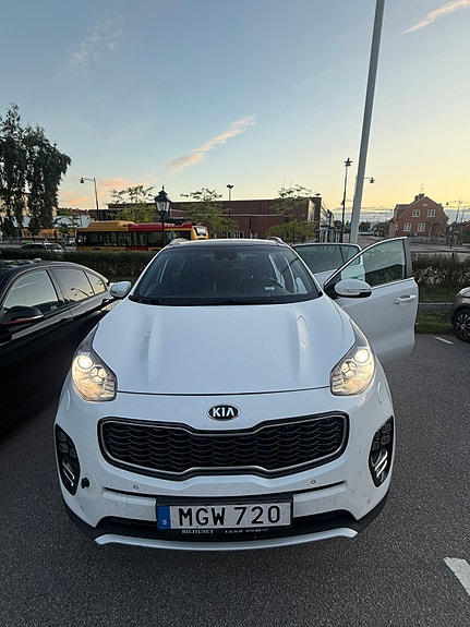 Kia Sportage 2 of 14