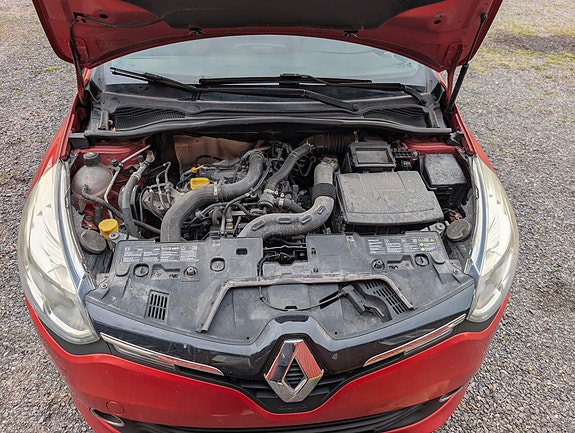Renault Clio 13 of 18