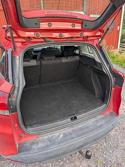 Renault Clio 9 of 18