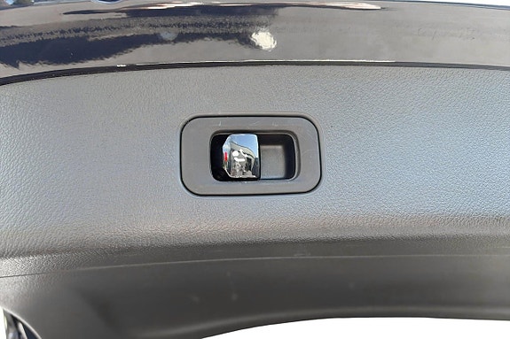Mercedes-Benz GLC300 de 28 of 28