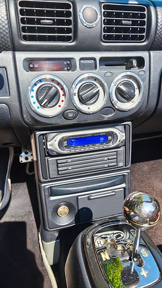 Toyota MR2 7 of 17