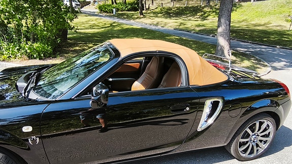 Toyota MR2 16 of 17