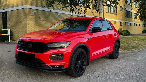Volkswagen T-Roc 3 of 9