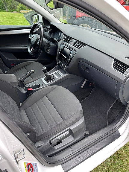 Skoda Octavia 9 of 9