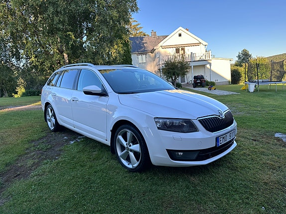 Skoda Octavia 5 of 9