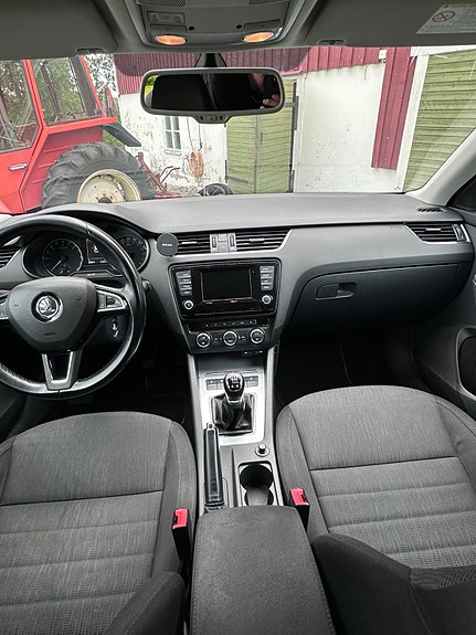 Skoda Octavia 8 of 9