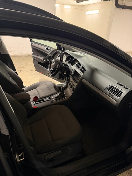 Volkswagen Golf VII 6 of 14