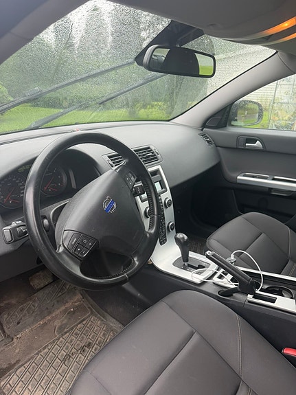 Volvo V50 4 of 9