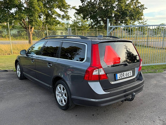 Volvo V70 6 of 10