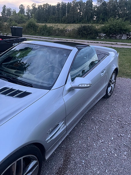 Mercedes-Benz SL500 5 of 11