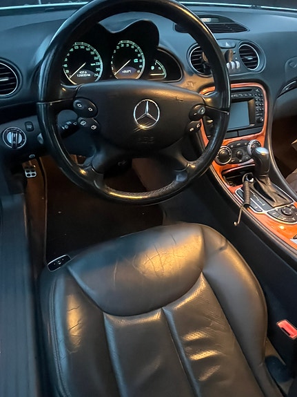 Mercedes-Benz SL500 9 of 11