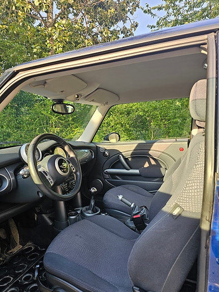 MINI Cooper 6 of 14