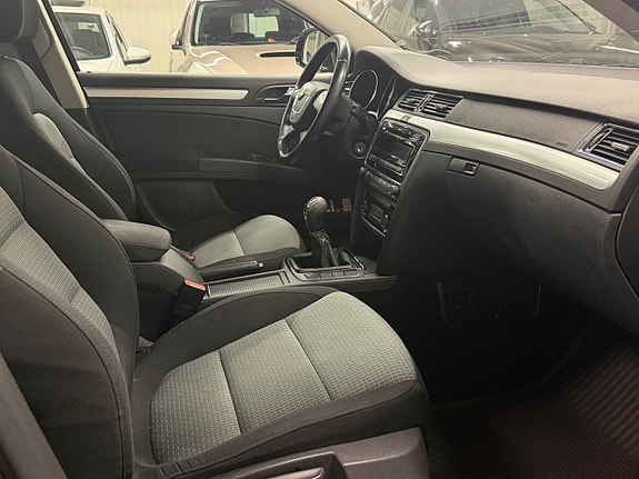 Skoda Superb 5 of 14
