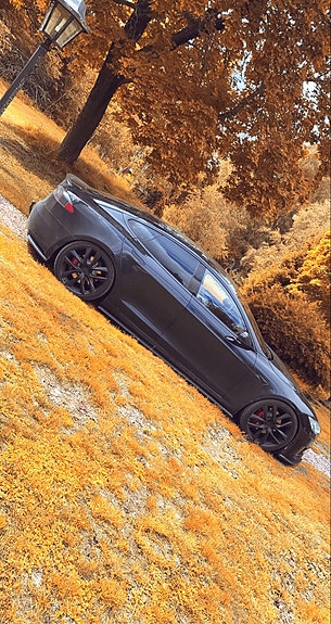 Tesla Model S 8 of 8