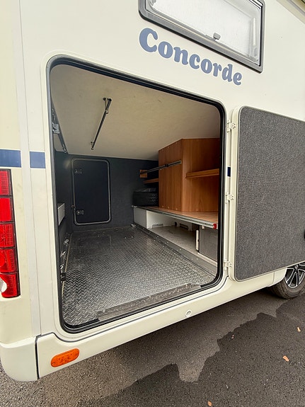 Concorde CREDO I 745 L MERCEDES 3,0L V6, AUTOMAT, BAKHJULSDRIVEN DELAD BAKAXEL 27 of 30