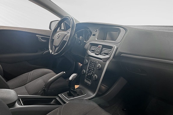 Volvo V40 6 of 6