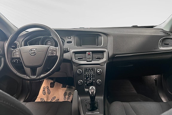 Volvo V40 5 of 6