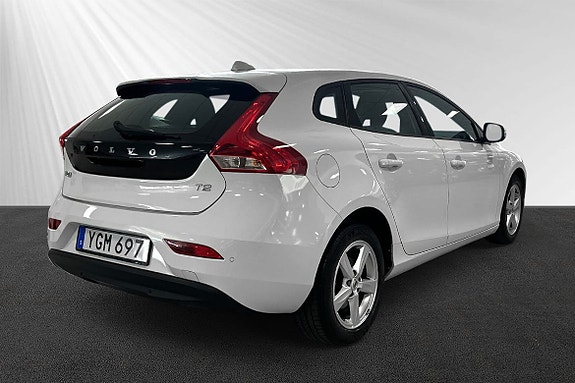 Volvo V40 3 of 6