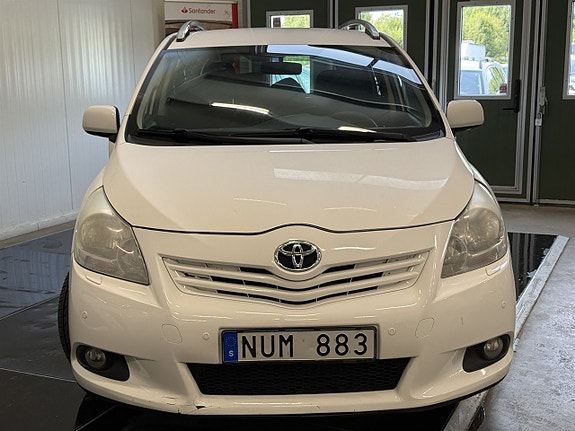 Toyota Verso 8 of 22