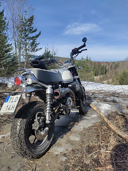 Honda MSZ125 2 of 4