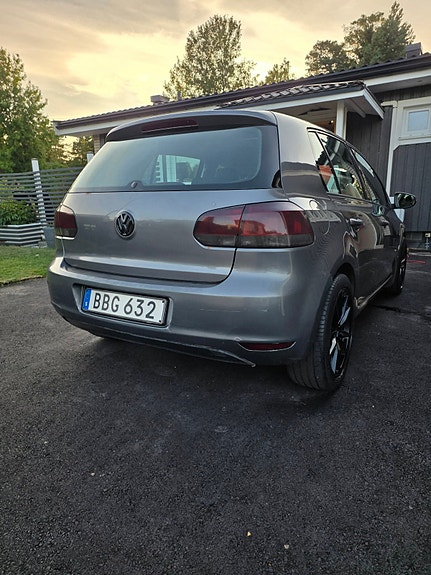 Volkswagen Golf VI 11 of 15