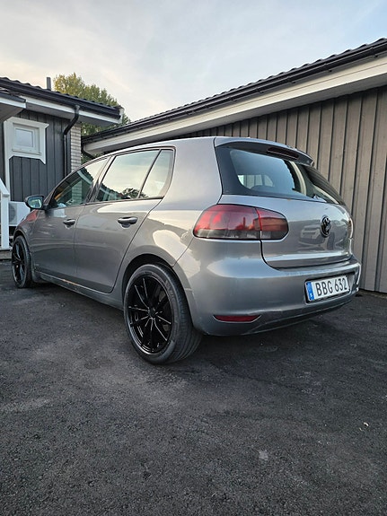 Volkswagen Golf VI 7 of 15