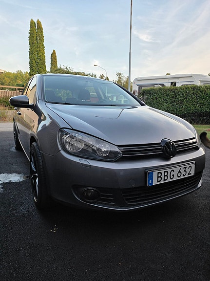 Volkswagen Golf VI 2 of 15