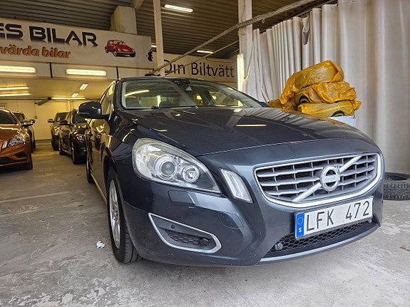 Volvo S60 4 of 20
