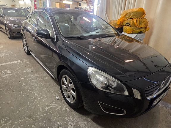 Volvo S60 6 of 20