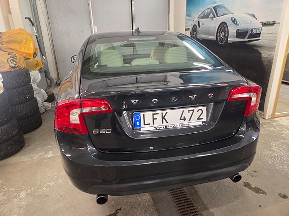 Volvo S60 10 of 20