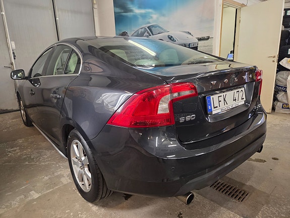 Volvo S60 7 of 20