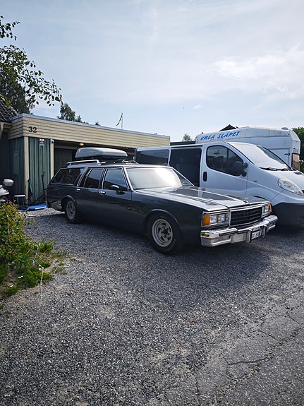 Chevrolet Caprice 6 of 7