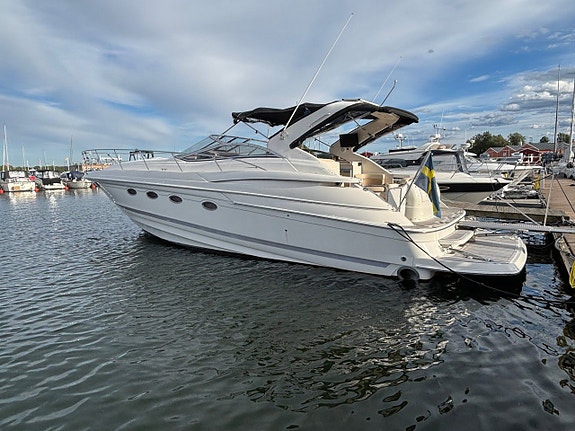 Regal 4160 2001 2 of 28