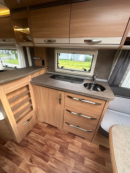 Knaus 750 UFK 4 of 11