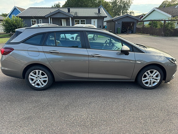 Opel Astra 5 of 12