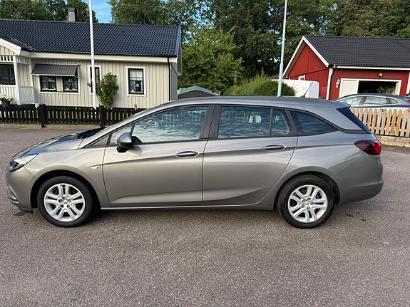 Opel Astra 11 of 12