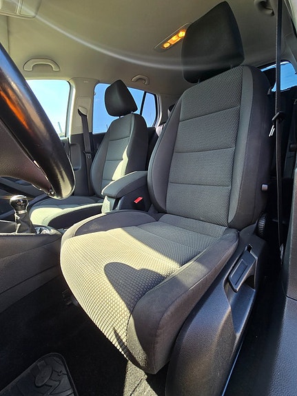 Volkswagen Golf I 8 of 12