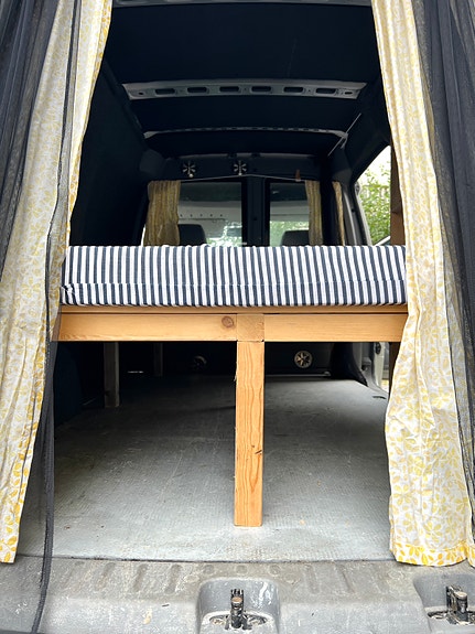 Volkswagen Caddy Maxi 11 of 17