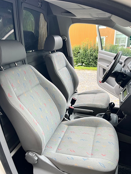 Volkswagen Caddy Maxi 6 of 17