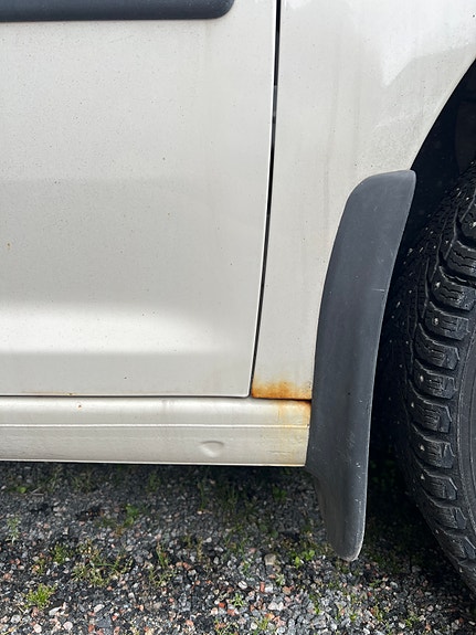 Volkswagen Caddy Maxi 14 of 17